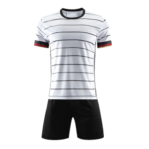 The Berlin Youth SB Football Teamwear Set